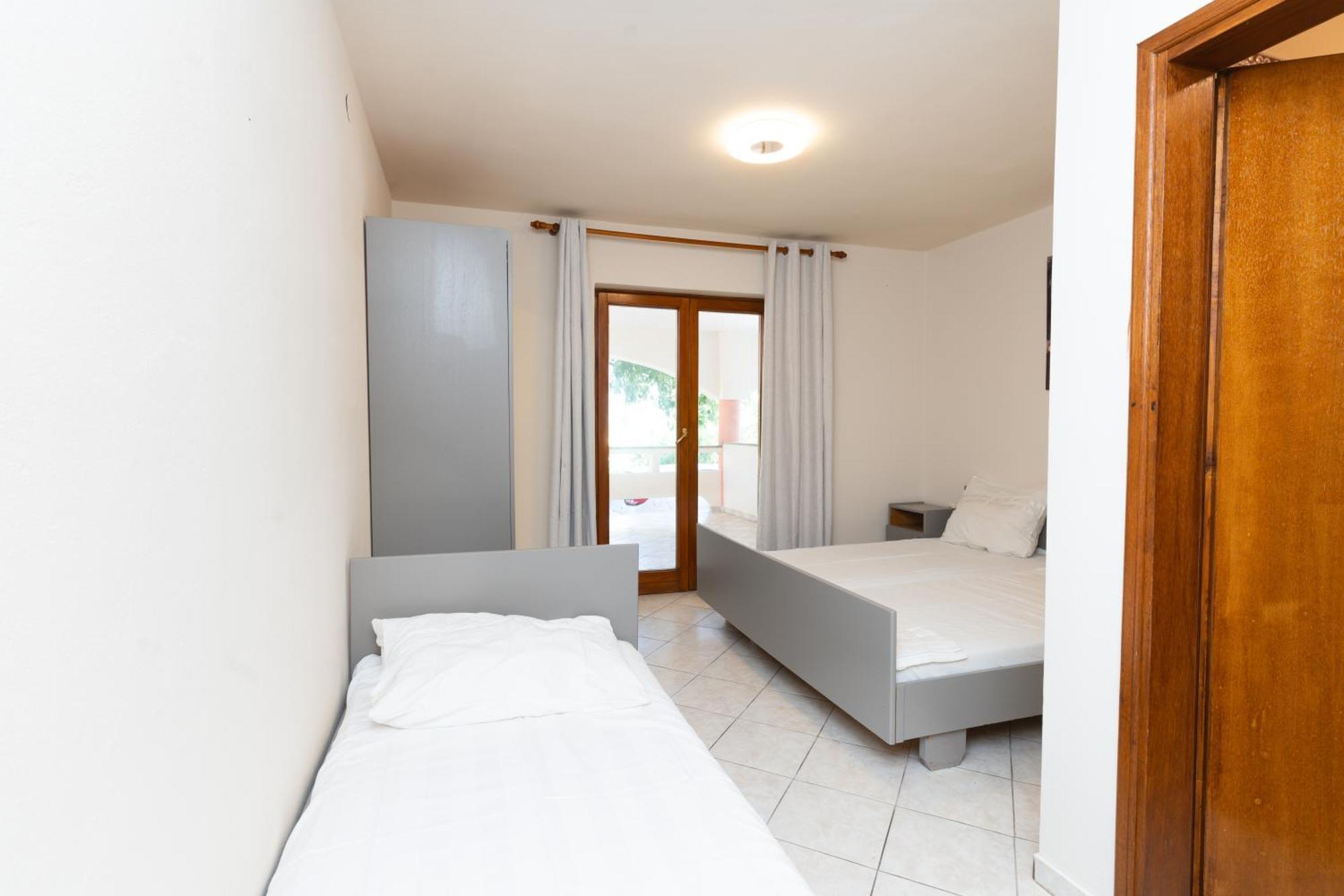 Villa Barbara Oasis Central Suite With Terrace Novalja Exterior foto